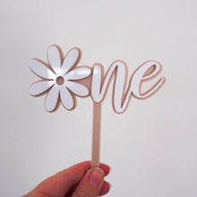 Load image into Gallery viewer, Nude Daisy One Cake Topper
